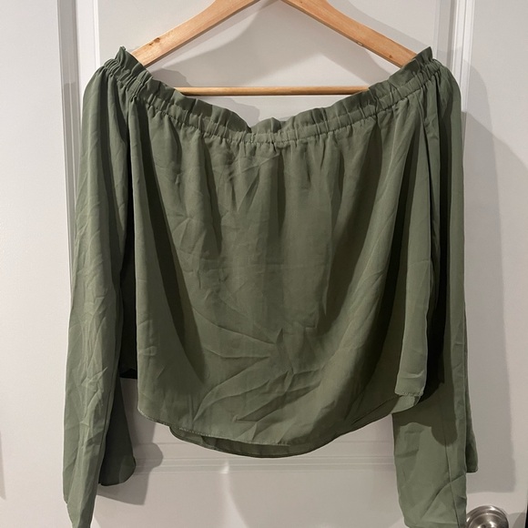 Love, Fire - Olive Cropped Off The Shoulder Shirt - Picture 5 of 5